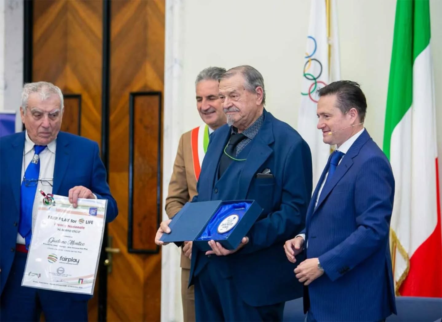 Premio “Fair Play for Life” al Presidente Siac Europa Gaetano Montico.

🌐 www.circoitalia.it